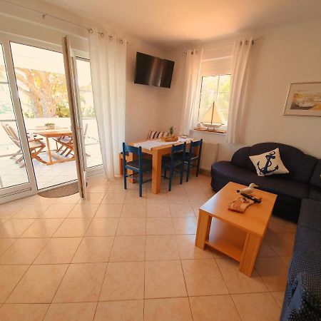 Villa Lucija ราบ ภายนอก รูปภาพ