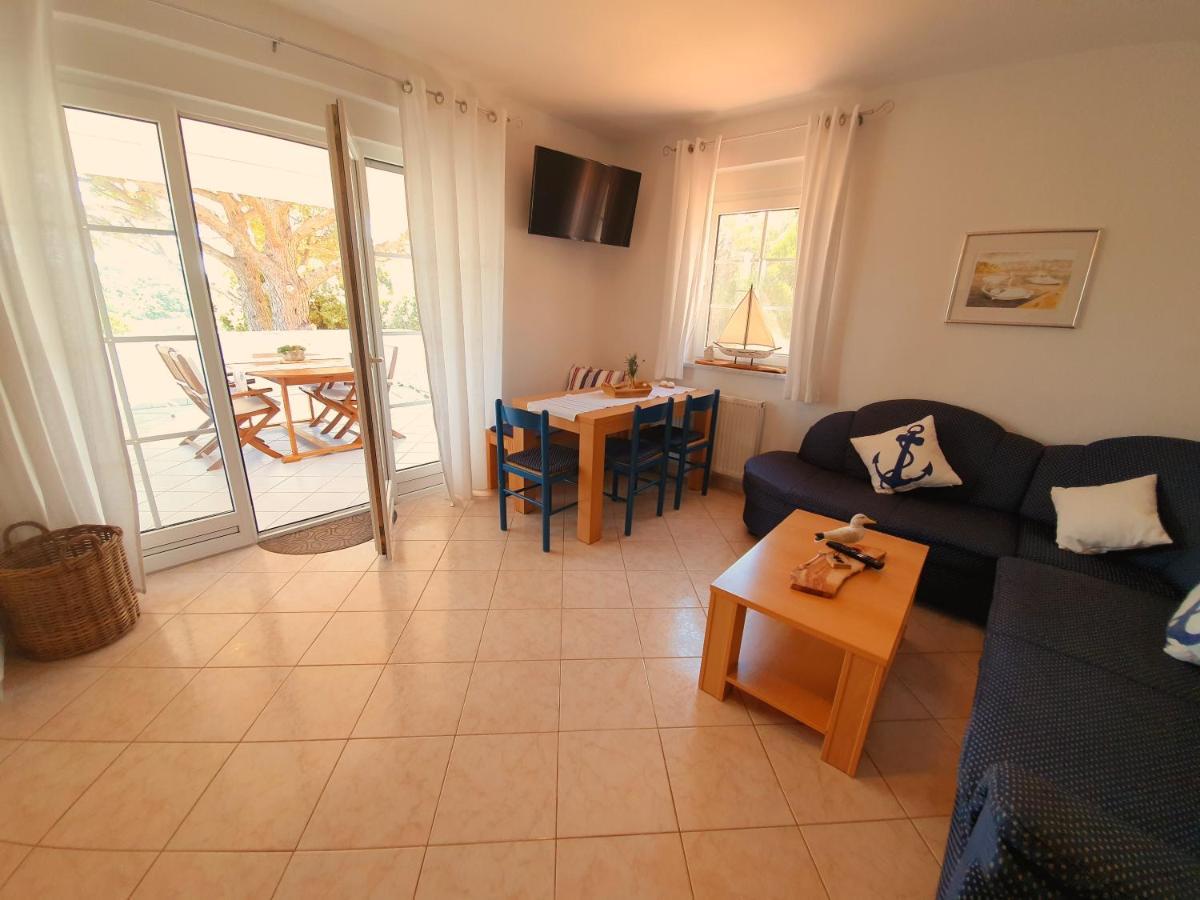 Villa Lucija ราบ ภายนอก รูปภาพ