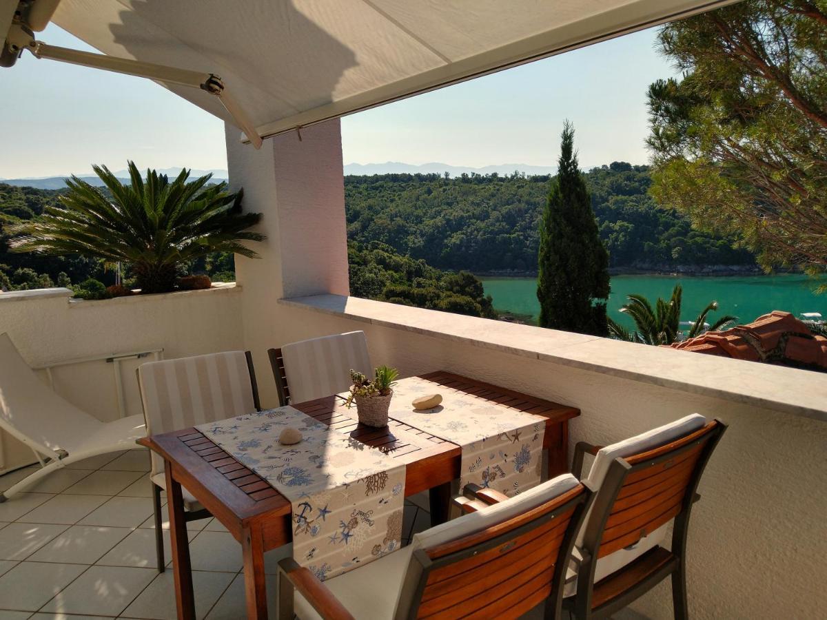 Villa Lucija ราบ ภายนอก รูปภาพ
