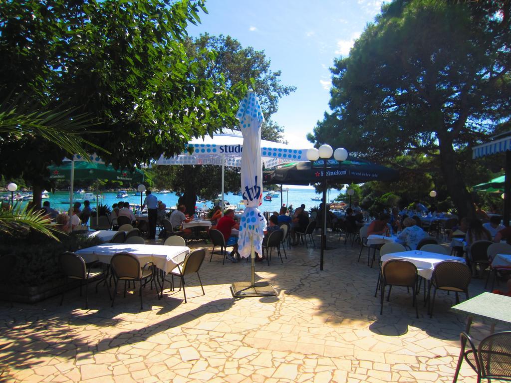 Villa Lucija ราบ ภายนอก รูปภาพ